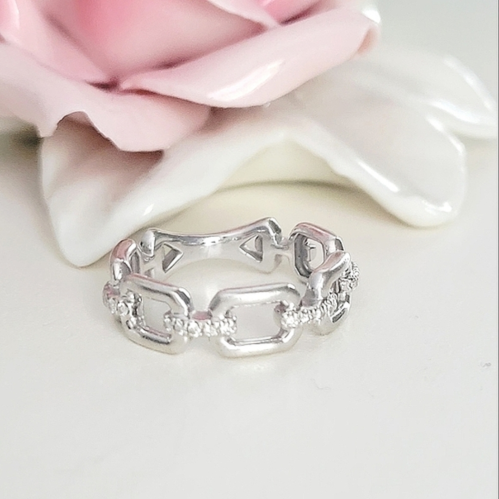 Gabriel & Co. 14k White Gold and Diamond Chain Link Ring